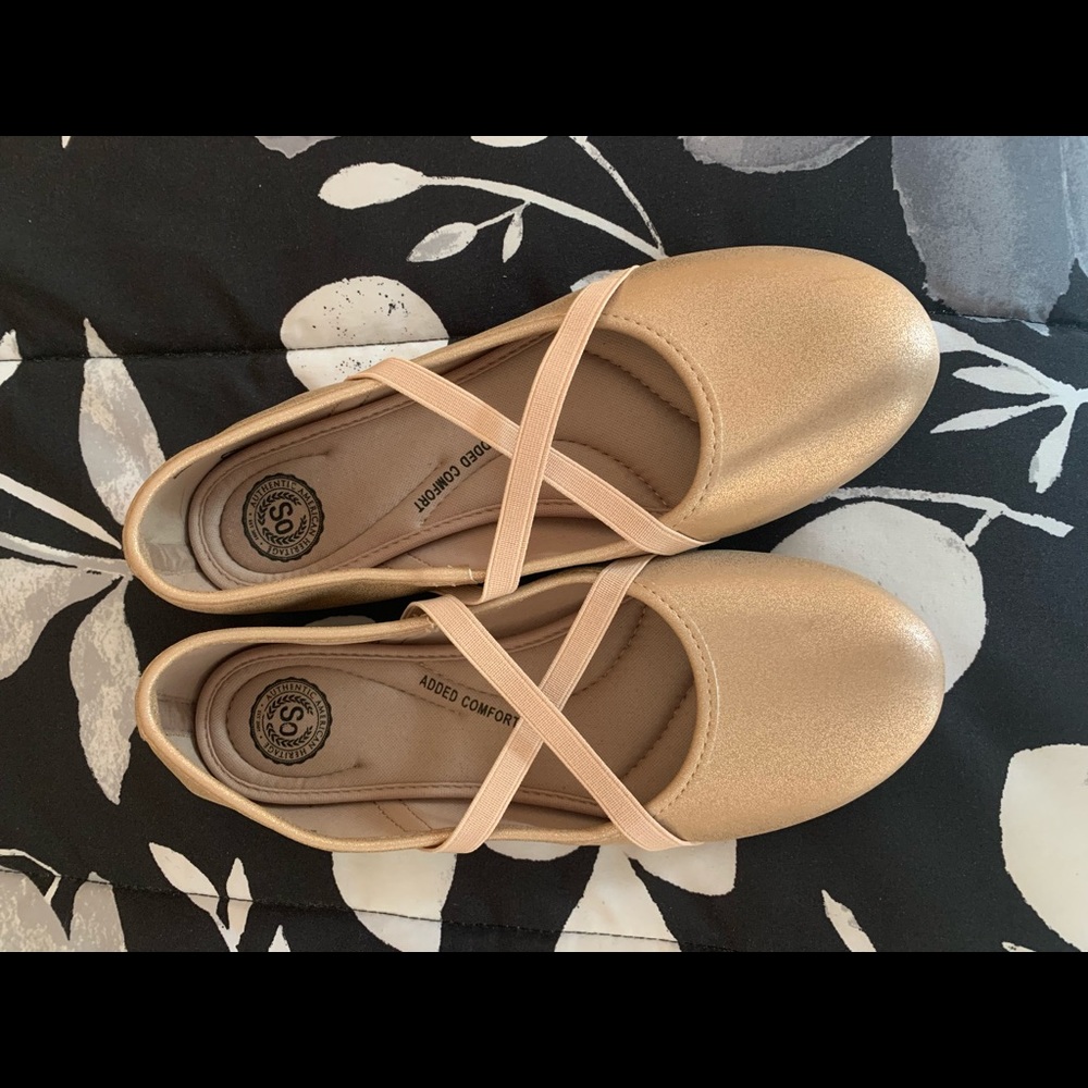 Ballet flats size 8